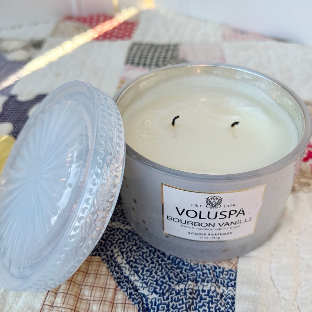 Voluspa French Bourbon Vanilla Bean 2 Wick Coconut Wax Candle 11 oz Glass Jar
